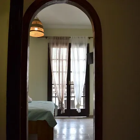 Hotel Sancho *